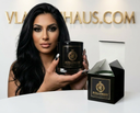 <p><strong>Luxury by candlelight</strong></p>